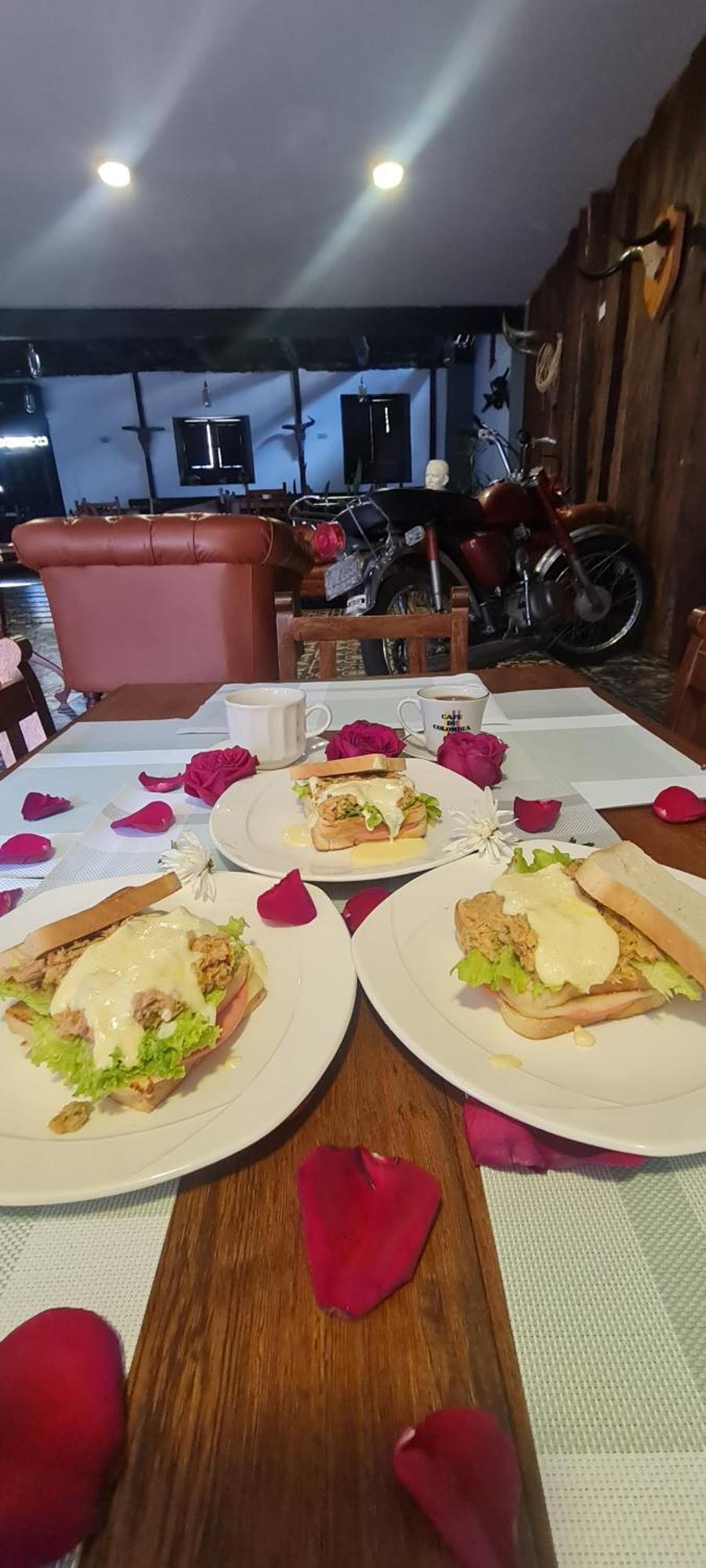 Hotel Quinta Bolivar โบโกตา ภายนอก รูปภาพ
